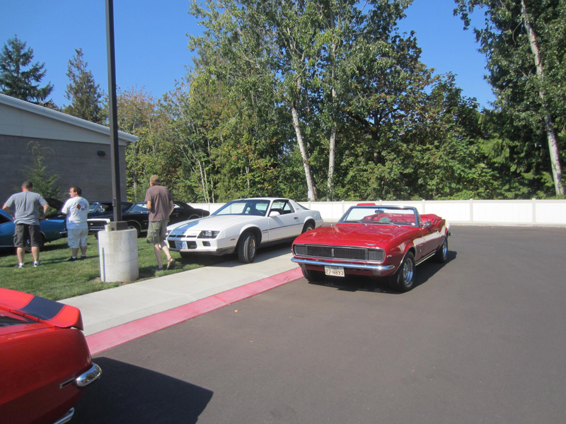 Illustration for article titled Columbia River Camaro Club Fun Day (Photo Dump)